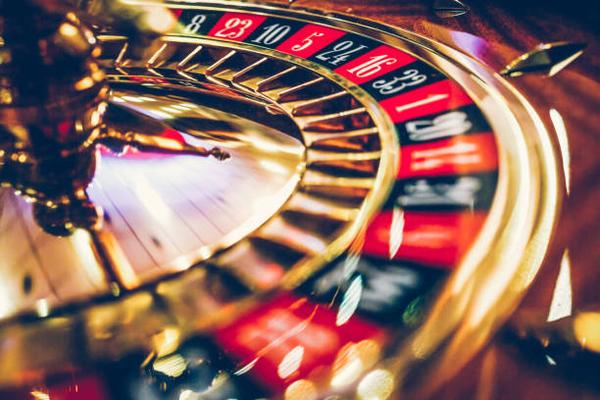 Tips for choosing most engaging slot themes within mega888 platform.